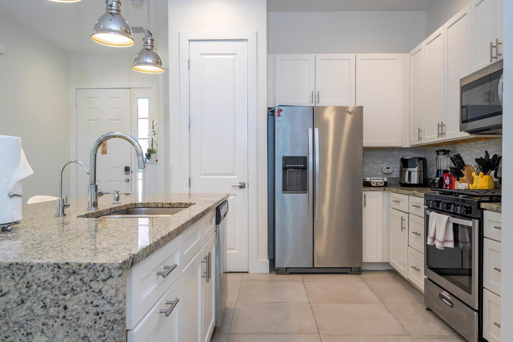Themed House 5 Min To Parks, Heated Pool, Jacuzzi, Gym And Hébergement de vacances Orlando